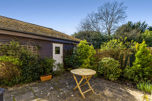 Rear- click for photo gallery